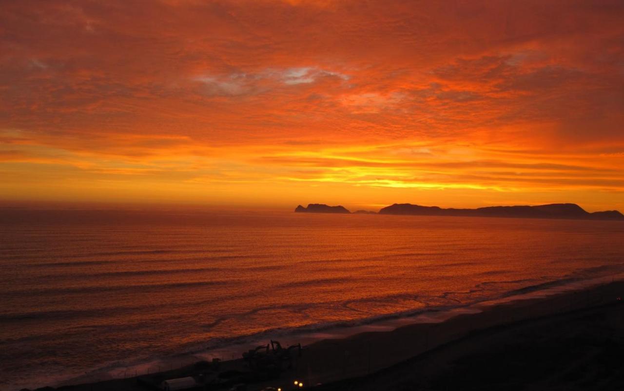 Blue Coast Lima Private Rooms Dış mekan fotoğraf