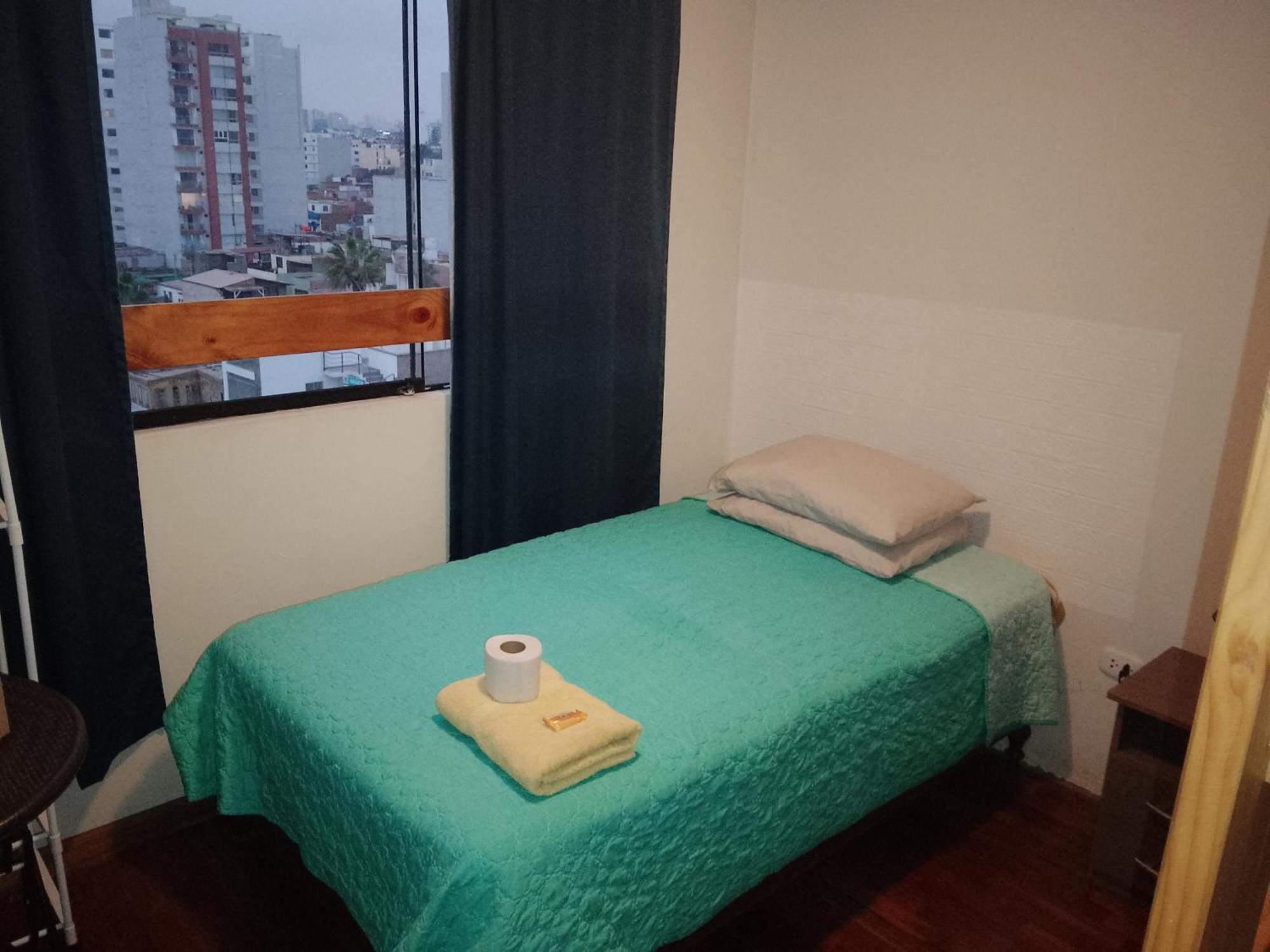 Blue Coast Lima Private Rooms Dış mekan fotoğraf